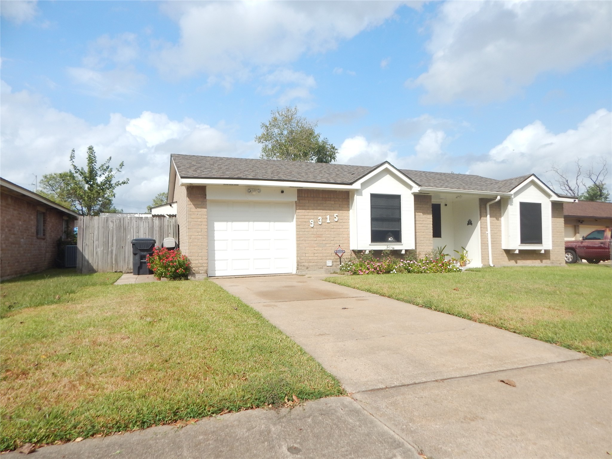 9315 Golden Wood Lane Houston TX 77086