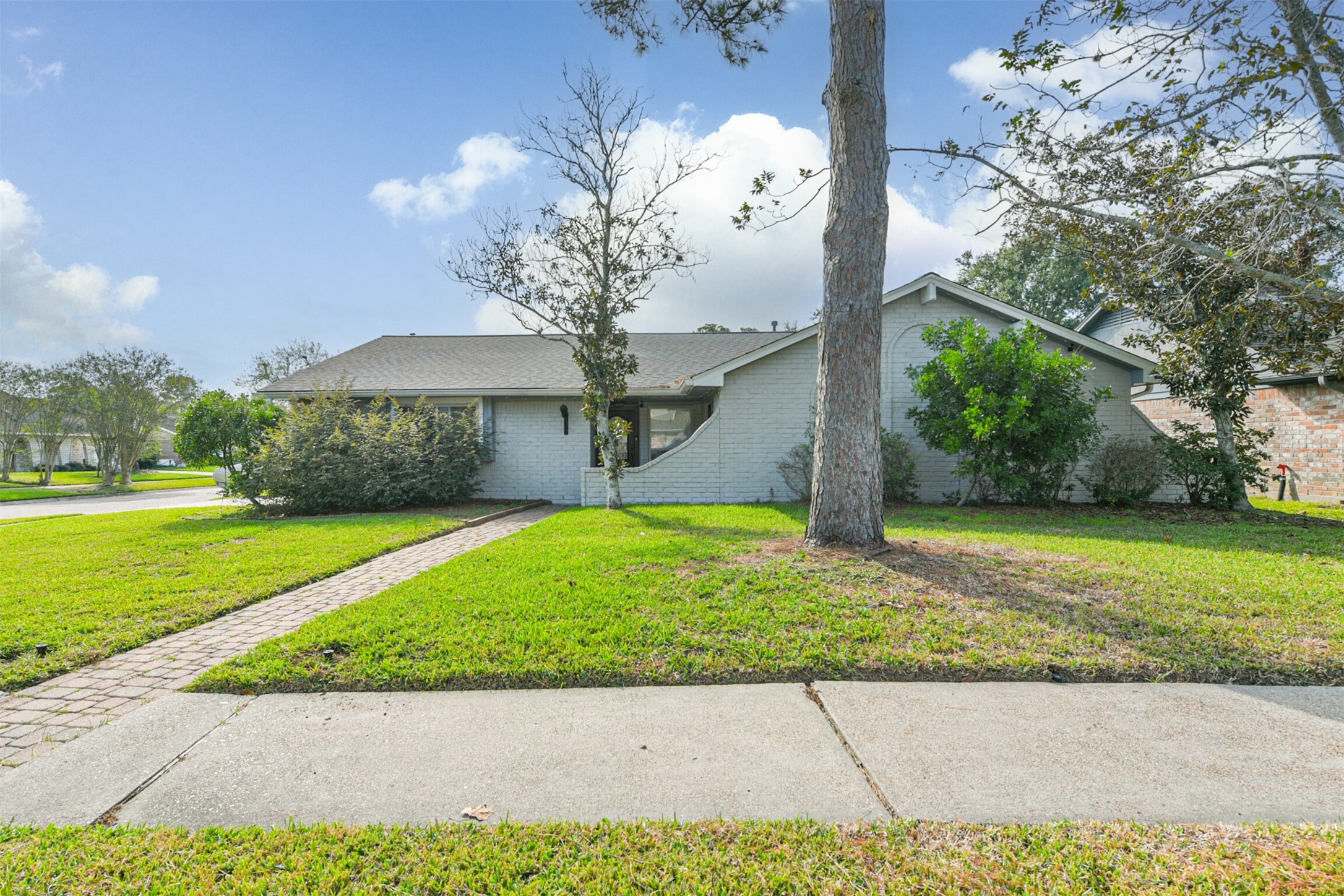 15822 Bougainvilla Lane Friendswood TX 77546
