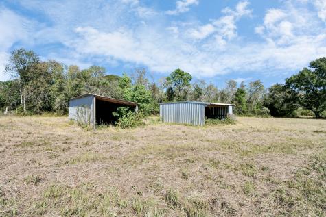 3607 S Main Street Anahuac TX 77514