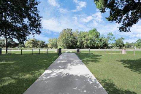 3607 S Main Street Anahuac TX 77514