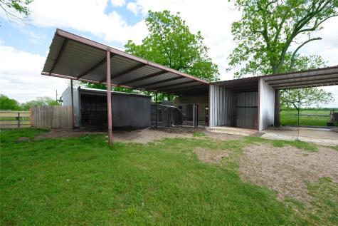 7523 State Highway 21 W Caldwell TX 77836