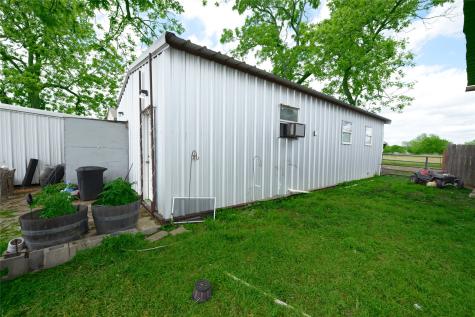7523 State Highway 21 W Caldwell TX 77836