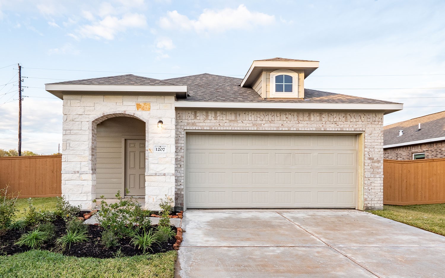 1207 Ponderosa Pine Drive Rosharon TX 77583
