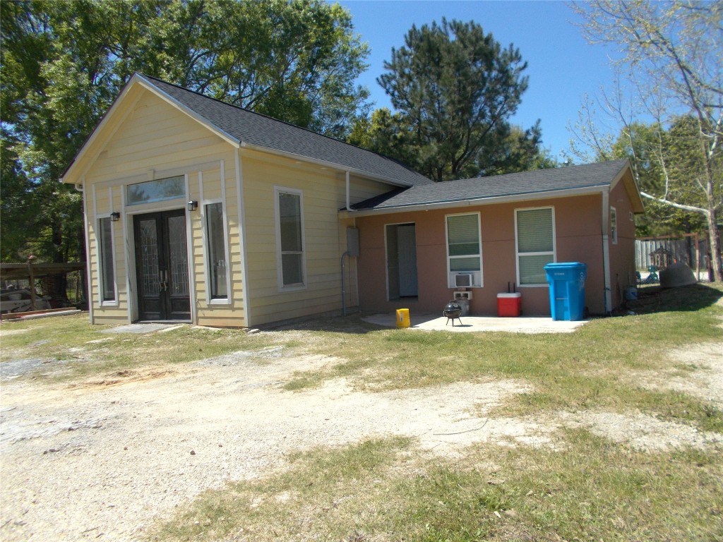 270 County Road 3409 Cleveland TX 77327