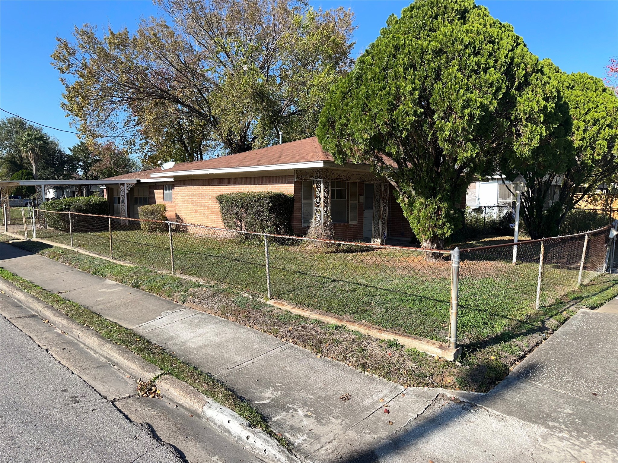 3526 Napoleon Street Houston TX 77004