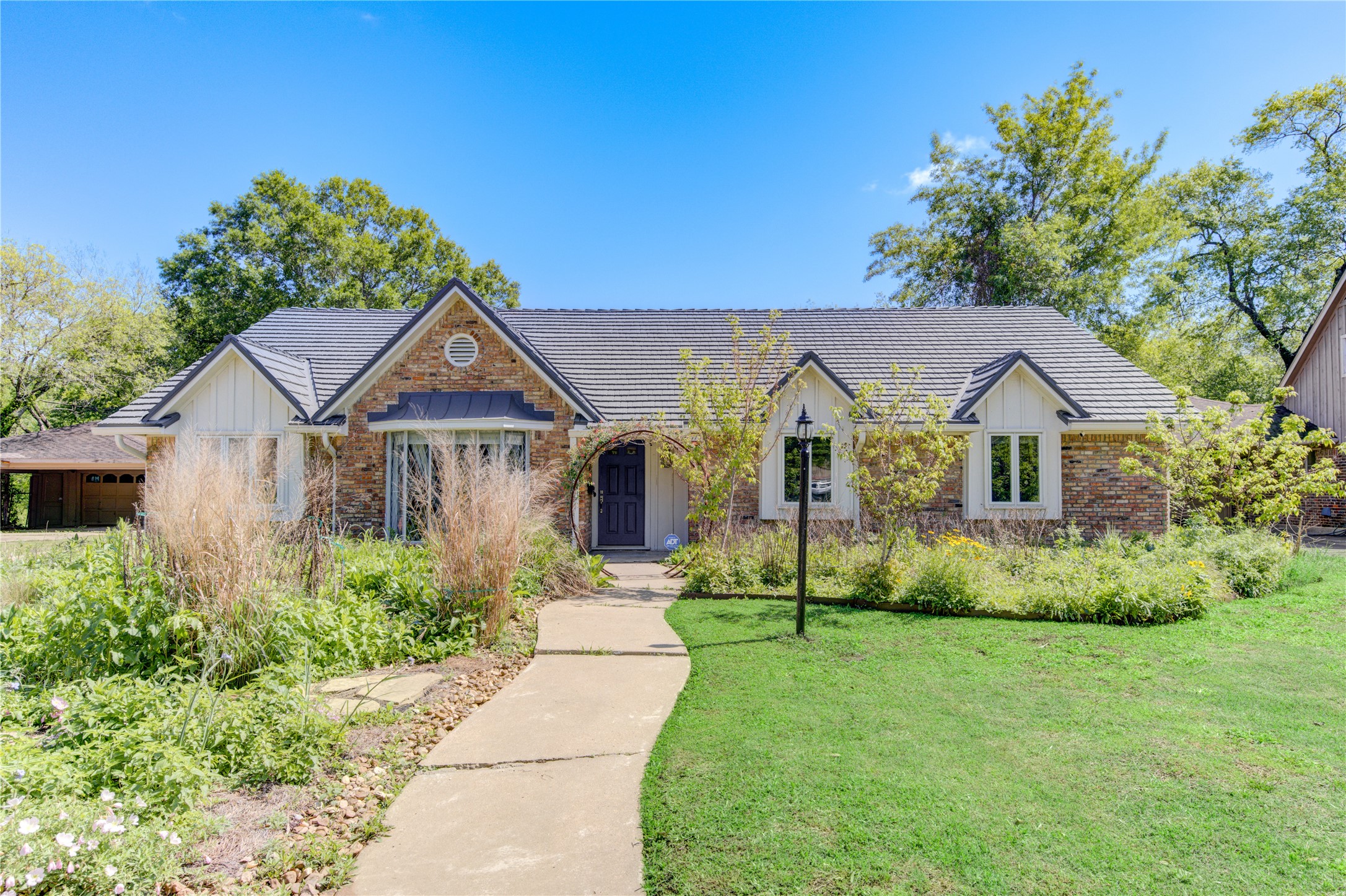 8119 Glenloch Drive Houston TX 77061