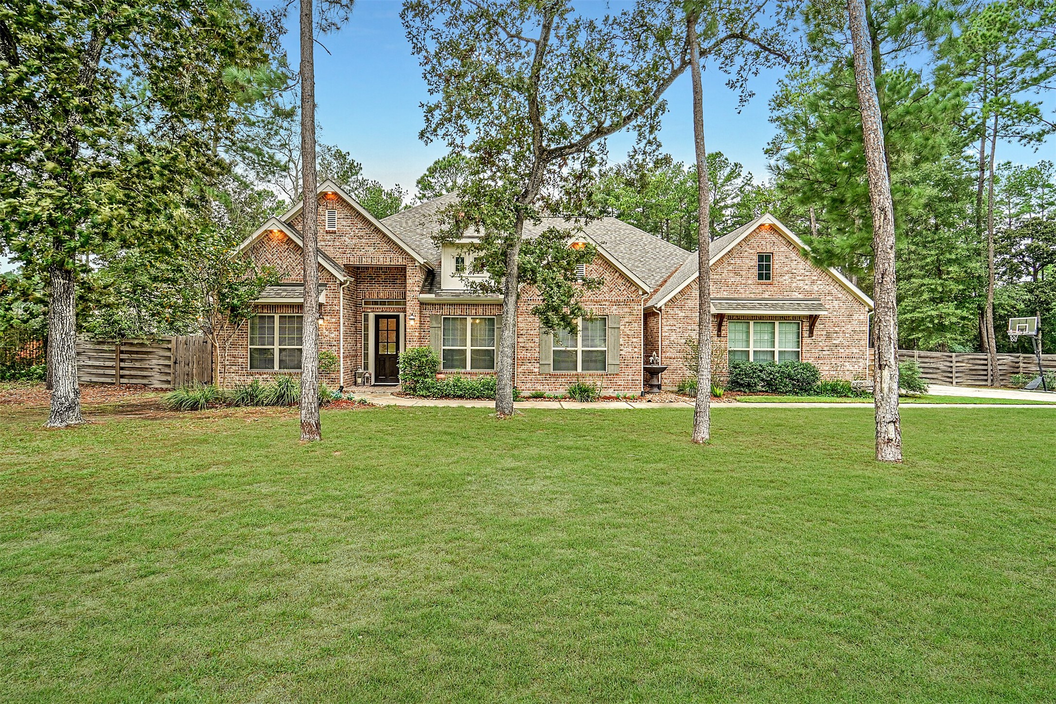 17511 Country Mile Magnolia TX 77355