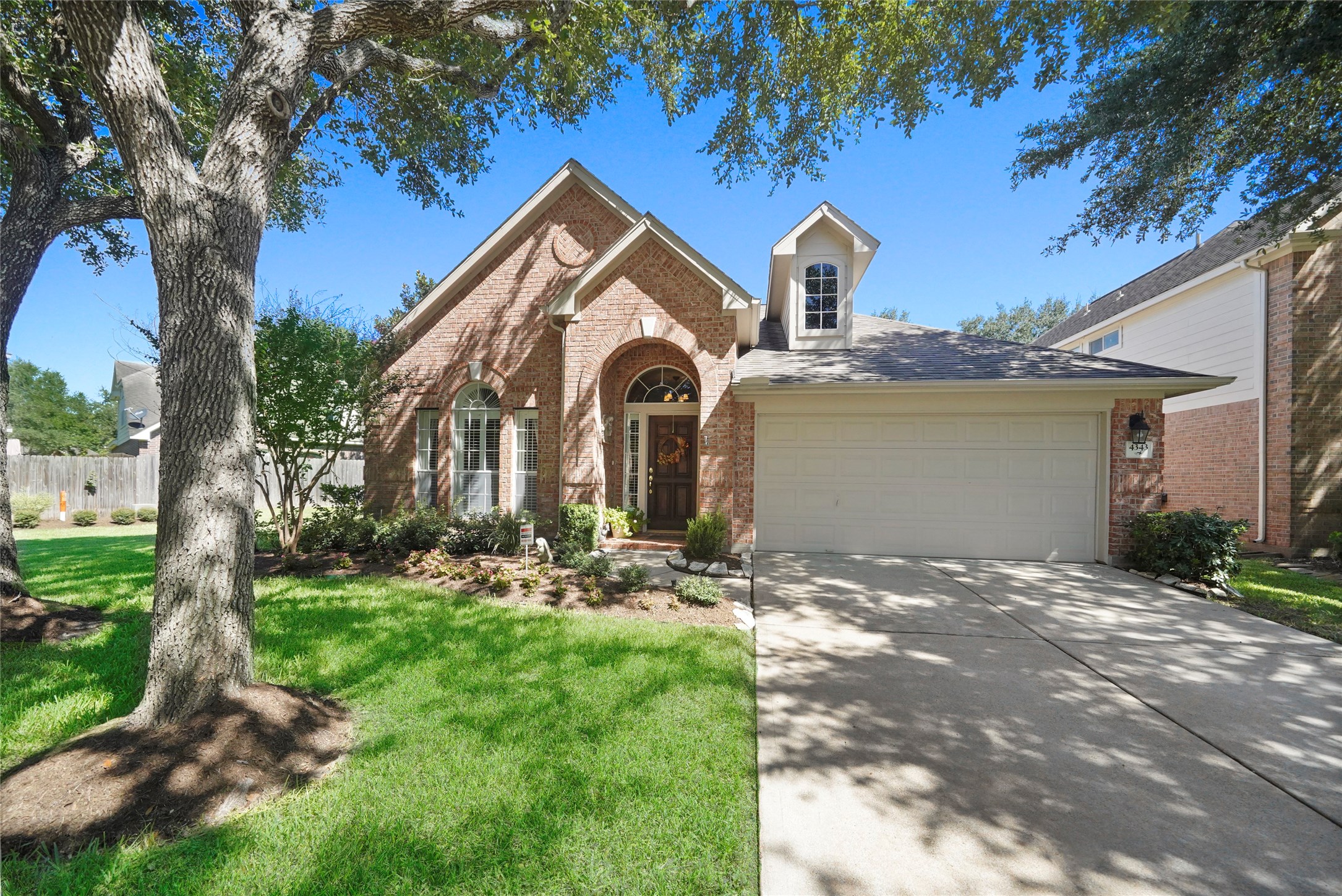 4343 Bobolink Circle Missouri City TX 77459