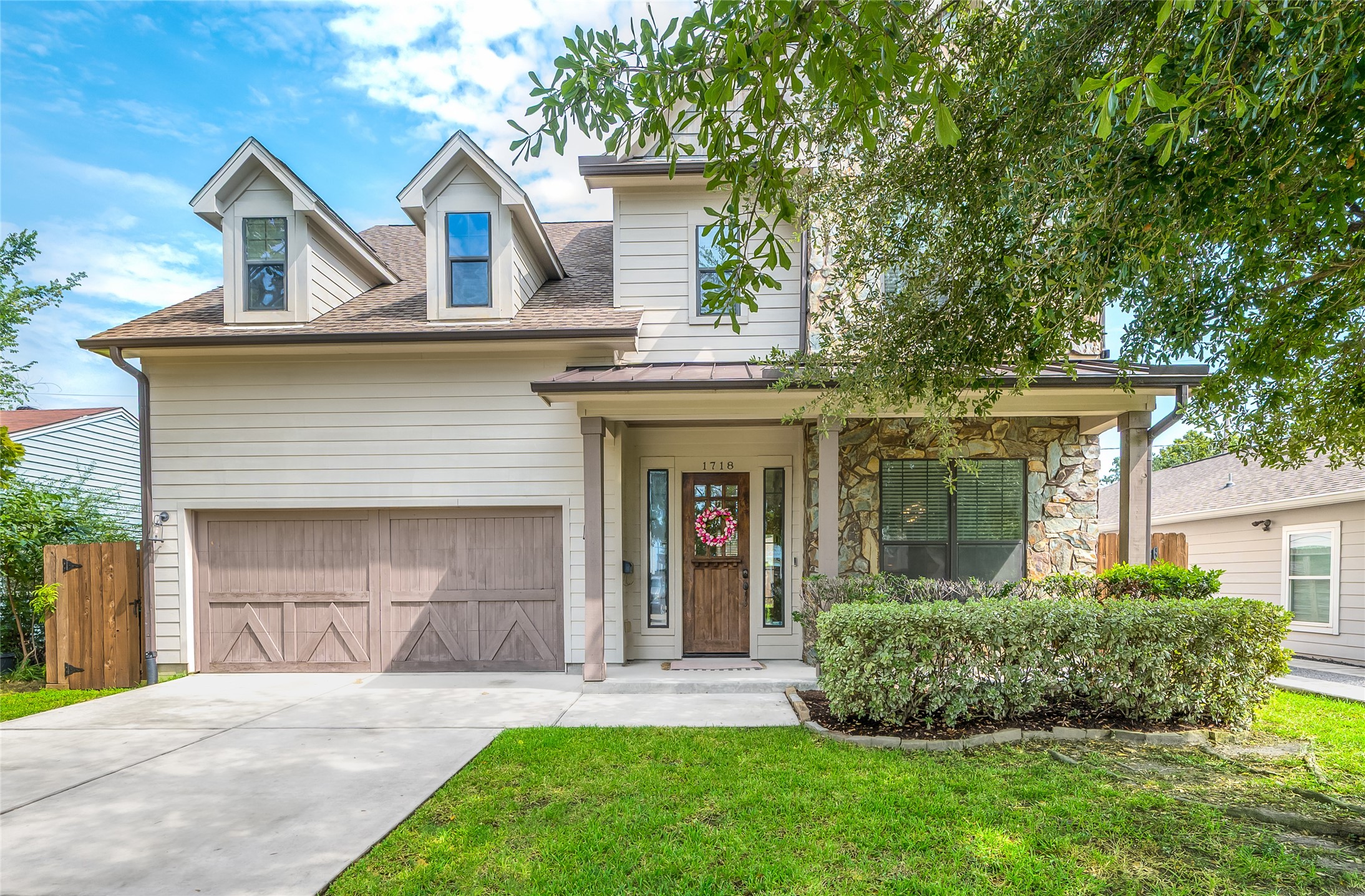 1718 Du Barry Lane Houston TX 77018