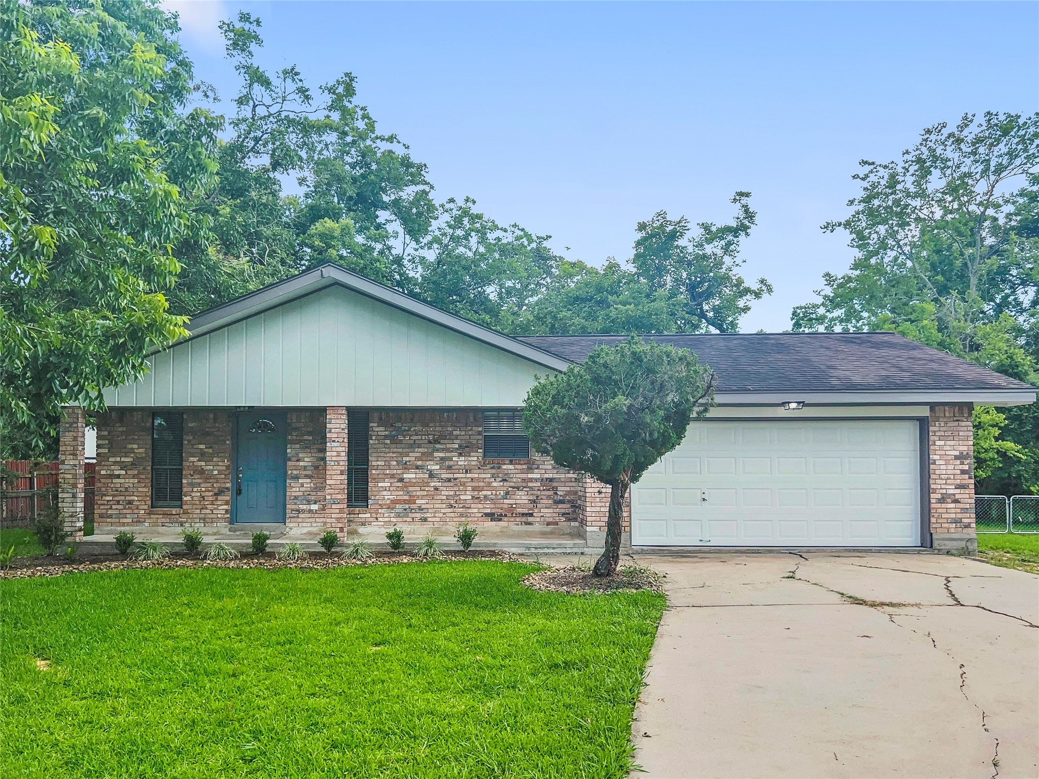 237 San Saba Street Richwood TX 77531