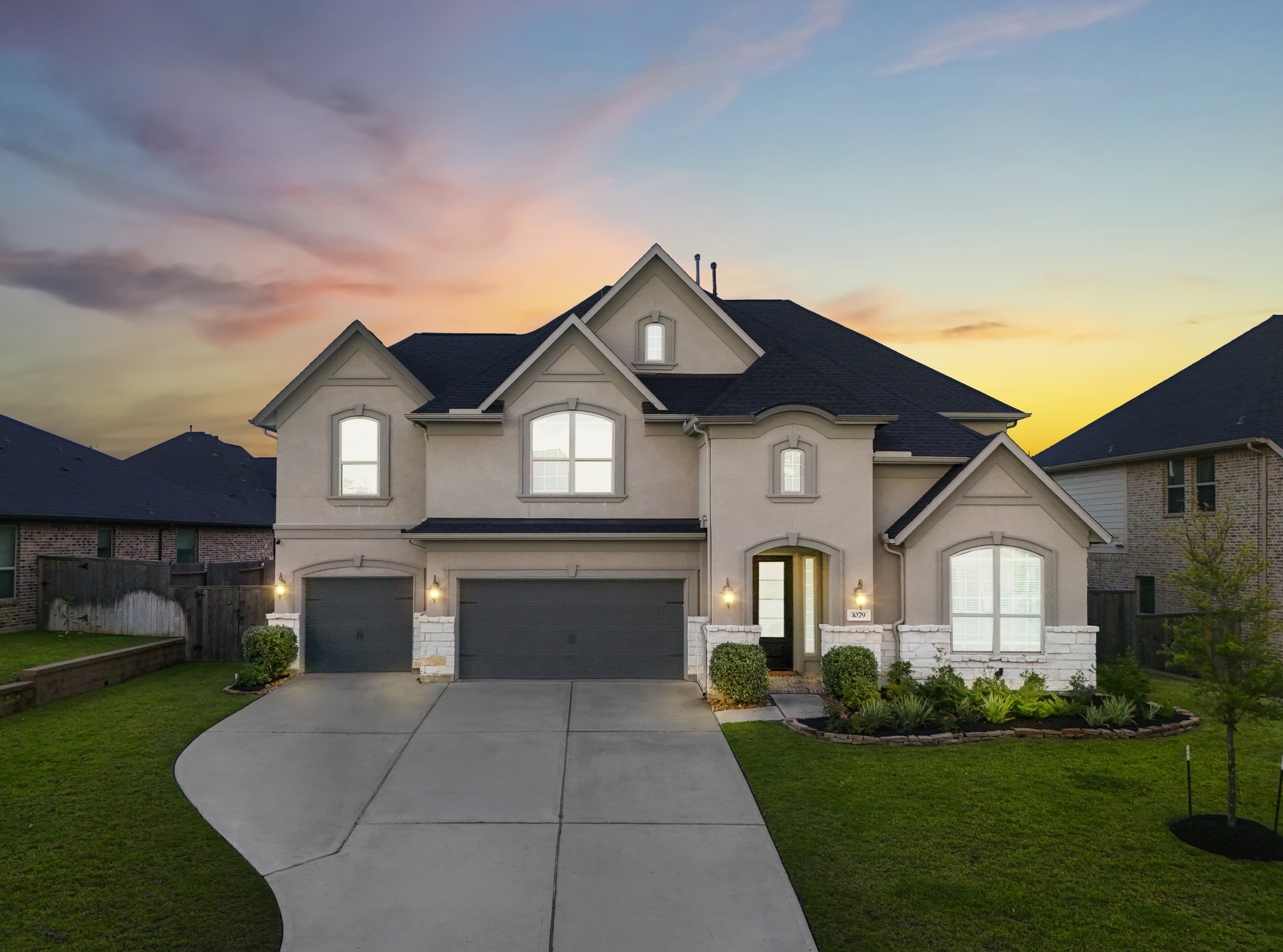 1079 Lakemont Bend Lane Pinehurst TX 77362