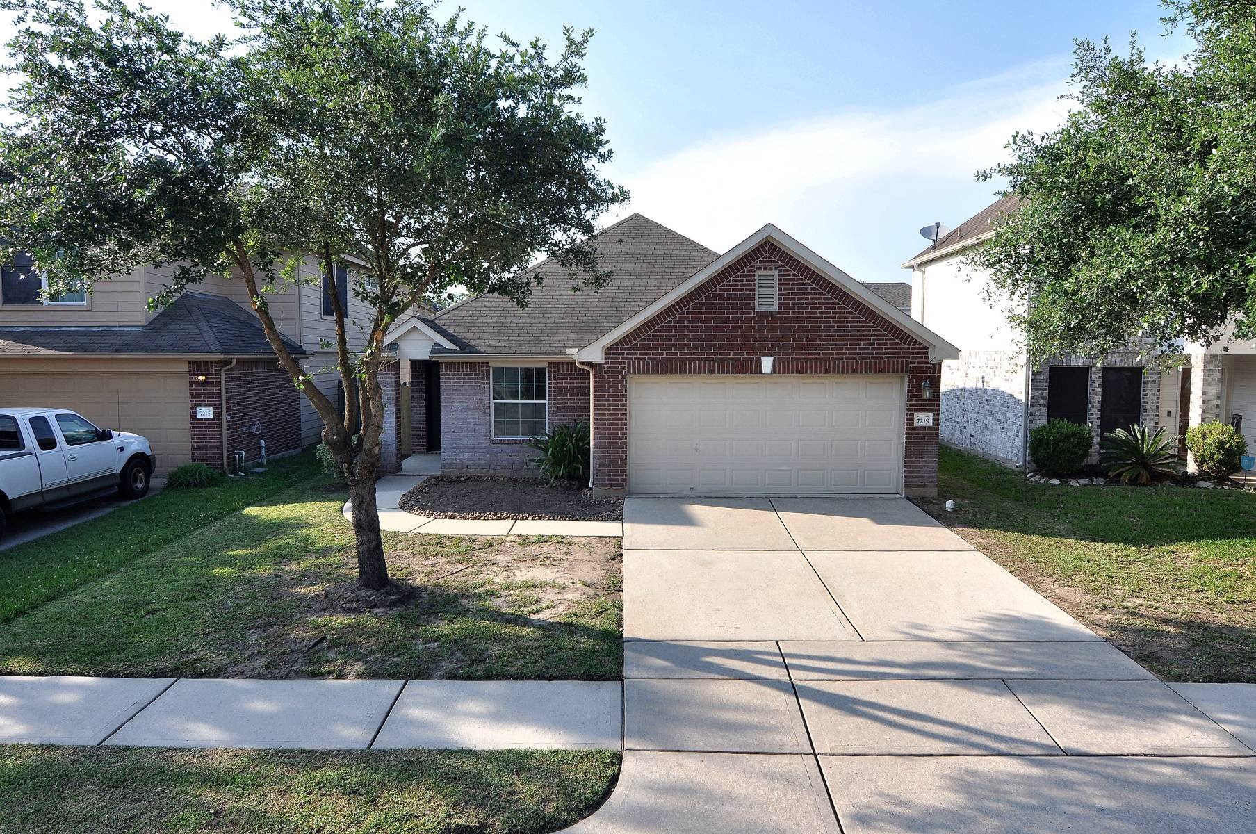 7219 Foxcrest Lane Humble TX 77338