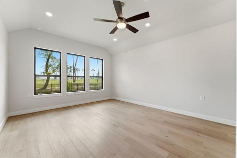 21853 Victory Green Way Porter TX 77365