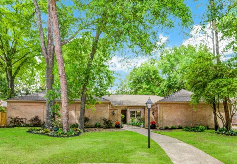 5406 Braxtonshire Court Houston TX 77069