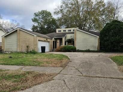 5611 Council Grove Lane Houston TX 77088