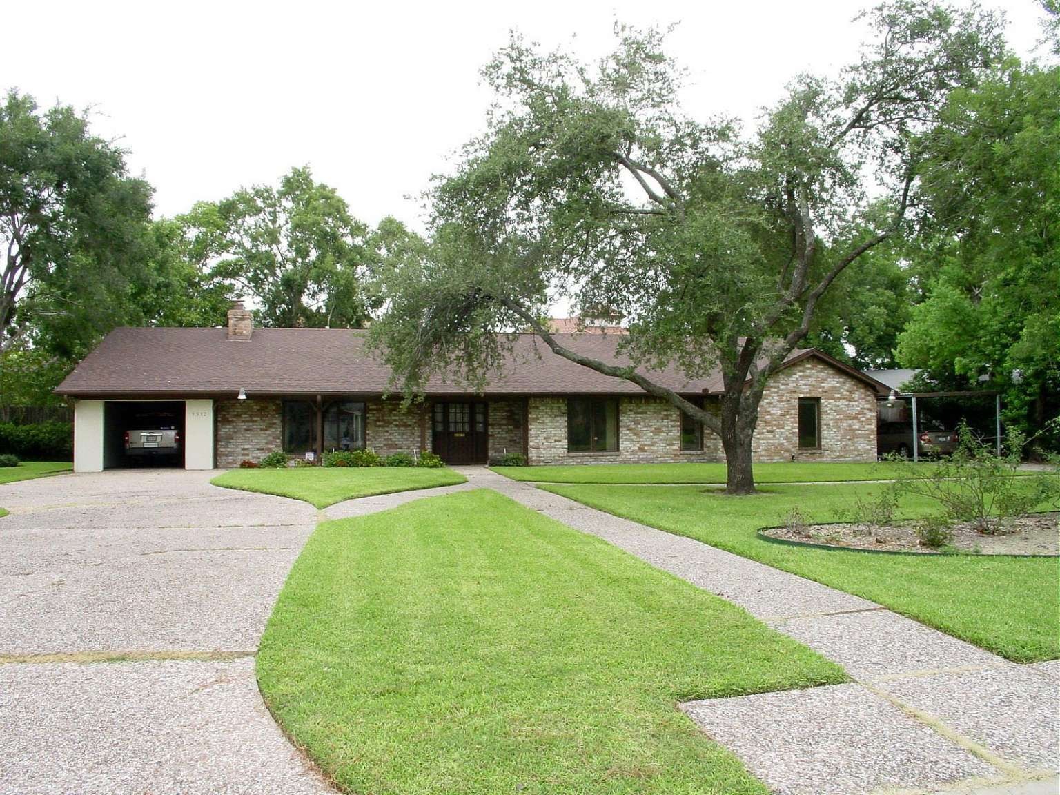 5512 Valerie Street Houston TX 77081