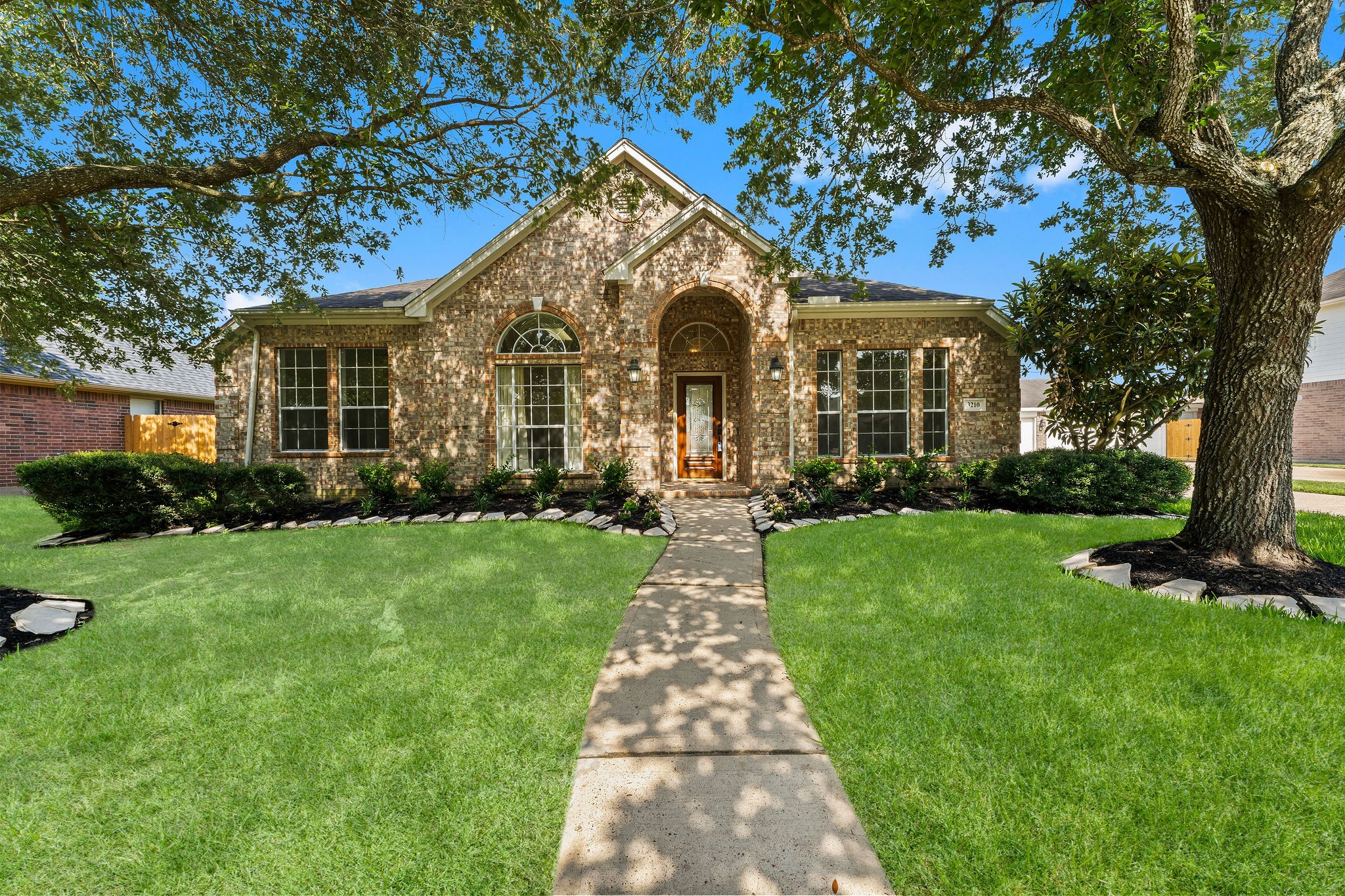 3210 West Oaks Boulevard Pearland TX 77584