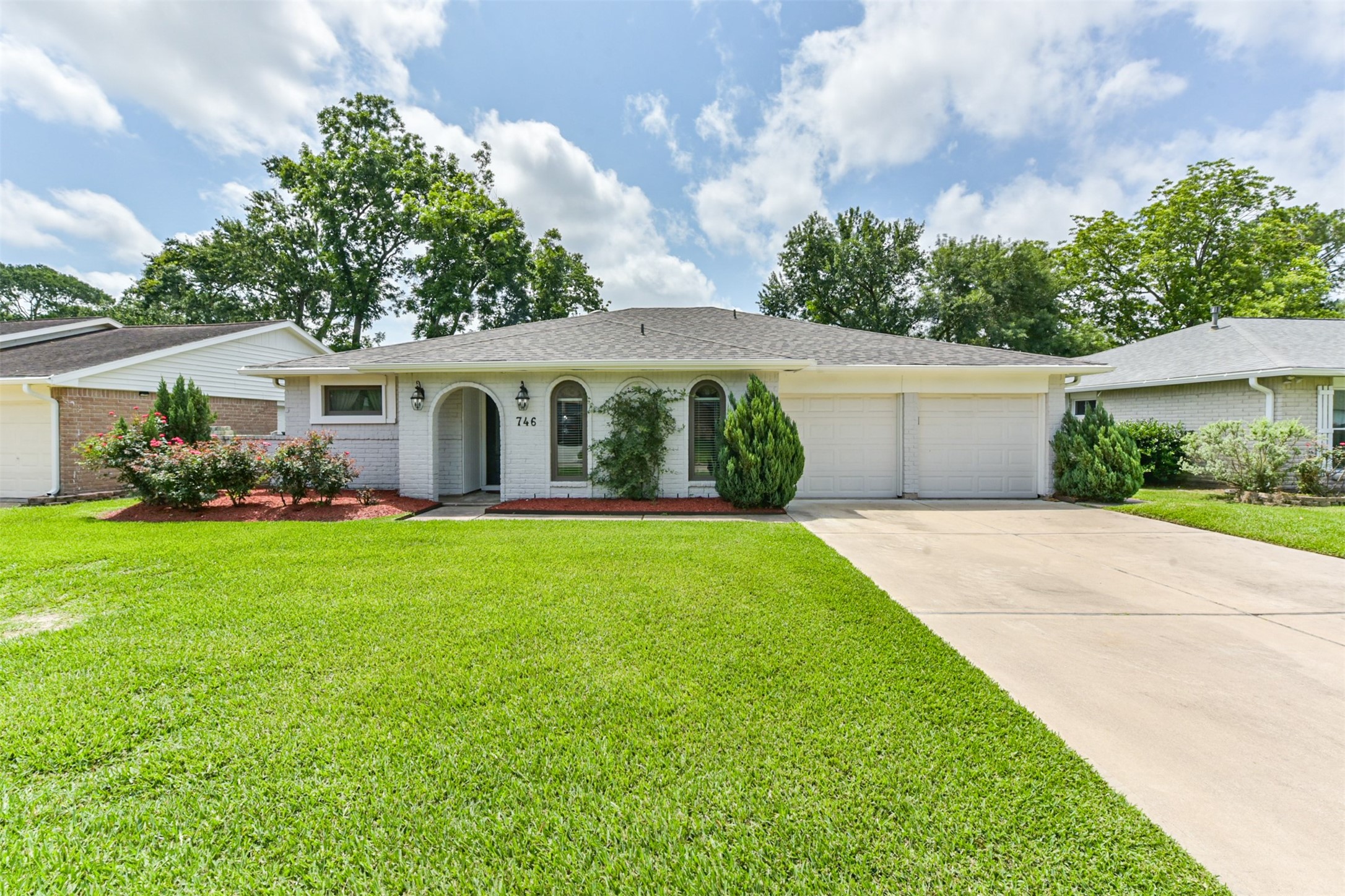 746 Voyager Drive Houston TX 77062