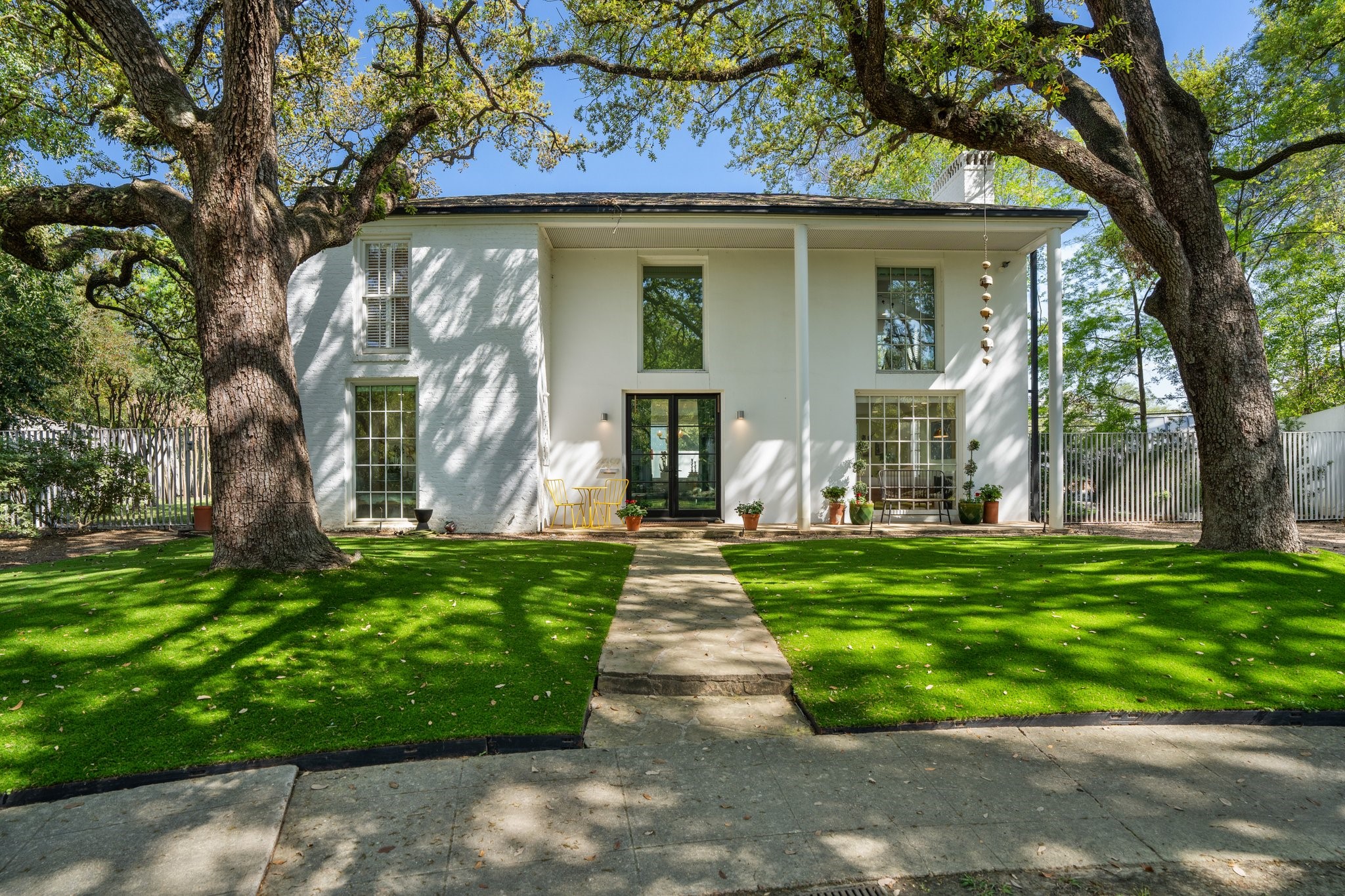 2207 Stanmore Drive Houston TX 77019