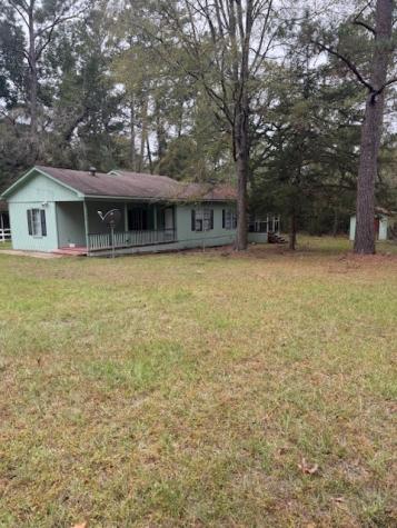 540 Sportsman Drive Trinity TX 75862