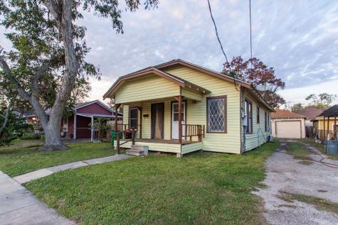 316 E Hunnicutt Street Baytown TX 77520