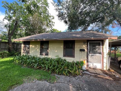 3110 Jarvis Street Houston TX 77063