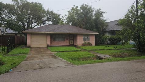 2205 Davis Street Houston TX 77026