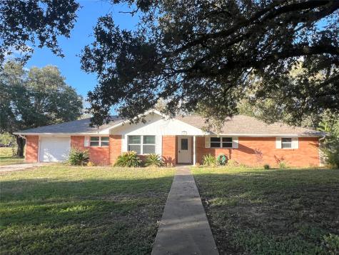 1106 Chapel Lane El Campo TX 77437