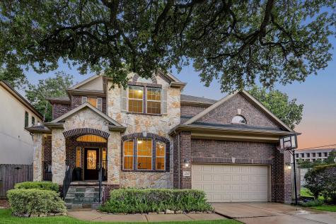 4659 Spruce Street Bellaire TX 77401