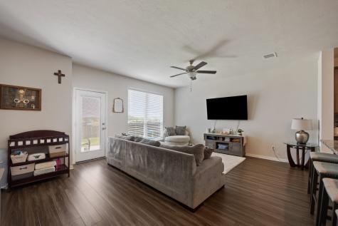2040 Muscadine Trail Brenham TX 77833