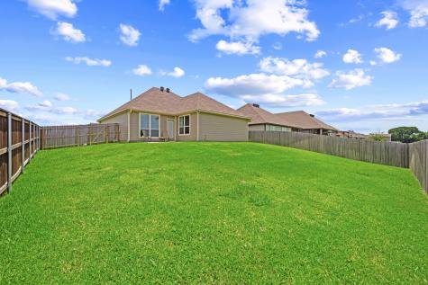 2040 Muscadine Trail Brenham TX 77833