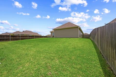 2040 Muscadine Trail Brenham TX 77833