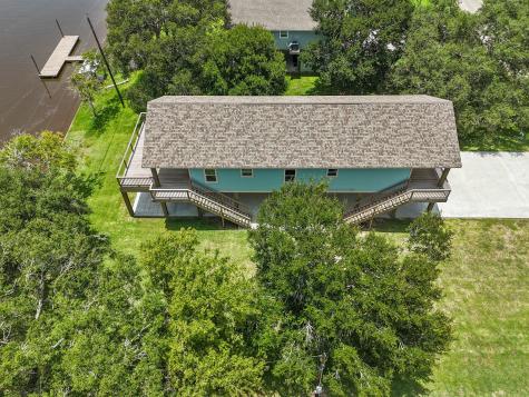 1822 County Road 297 Sargent TX 77414