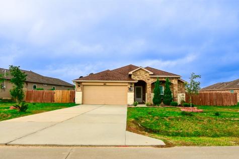 821 Road 5109 Cleveland TX 77327