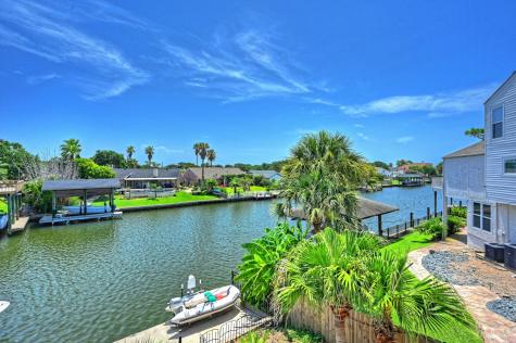 20 Legas Drive Galveston TX 77551