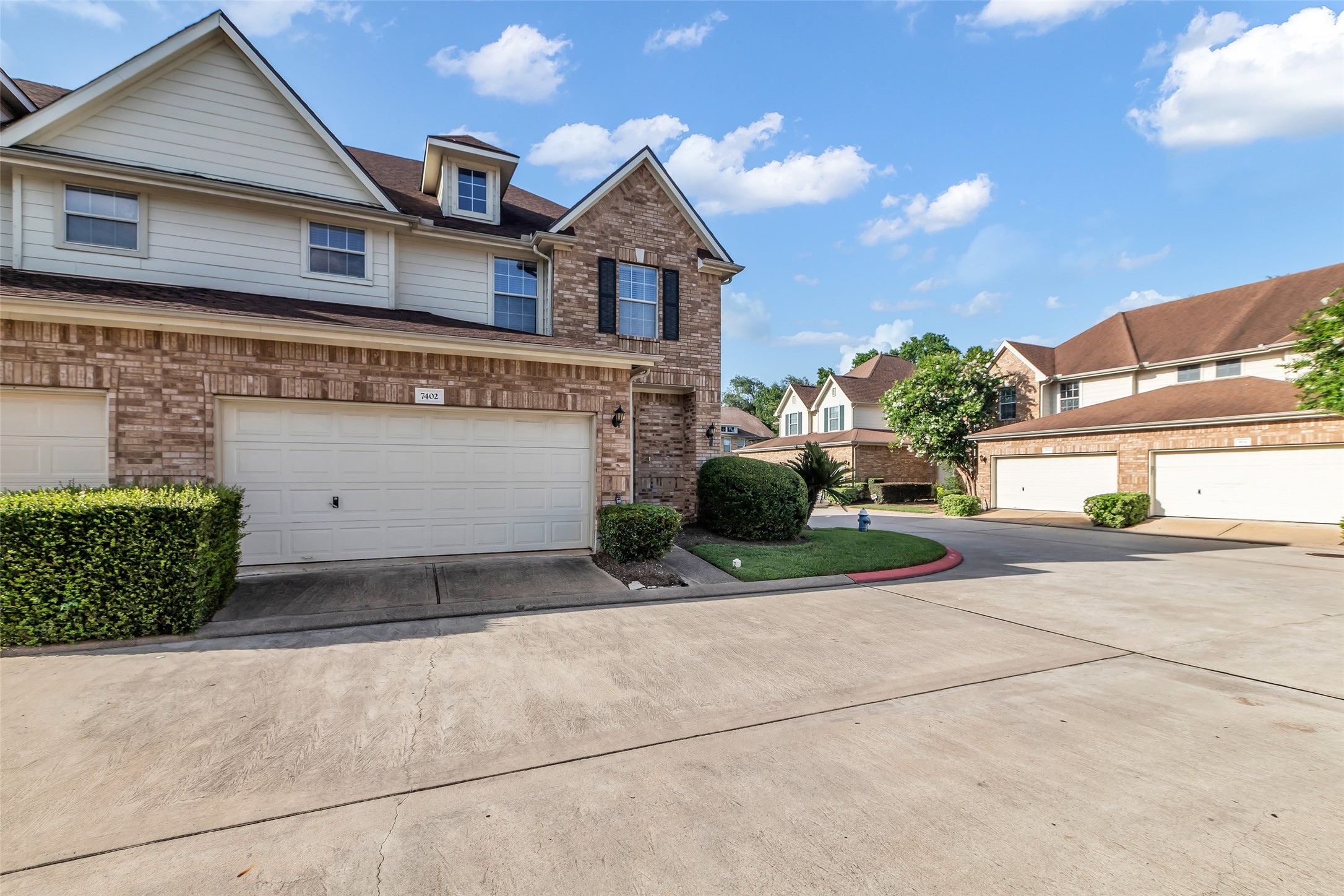 7402 Hollister Ridge Houston TX 77040