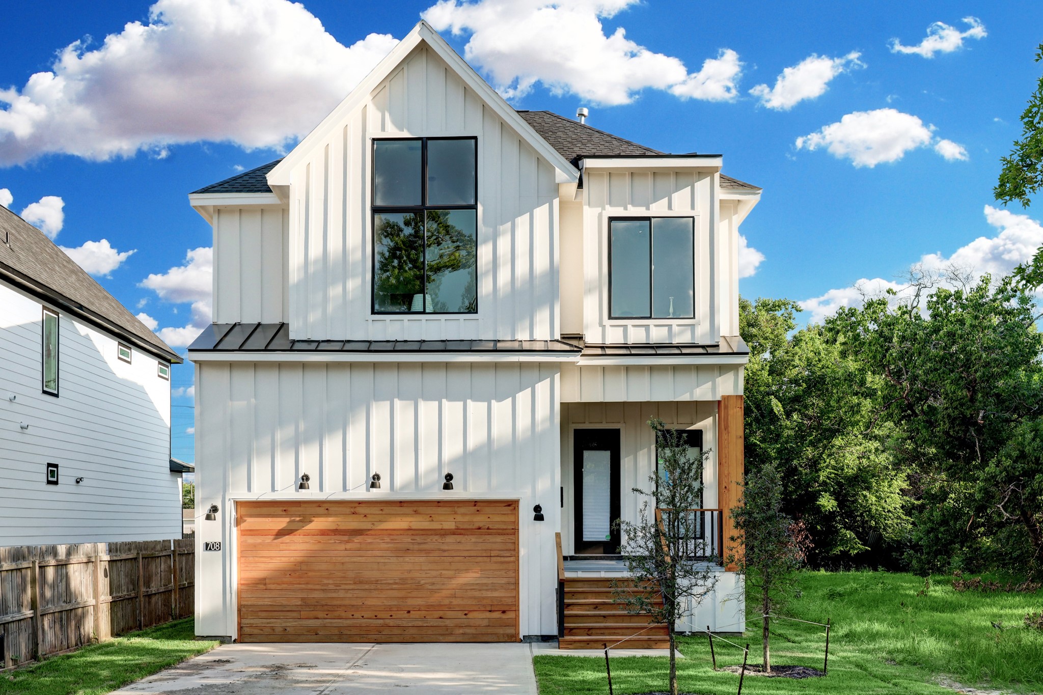 708 E 37th Street Houston TX 77022