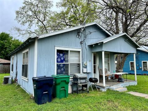 303 Rippetoe Street Brenham TX 77833