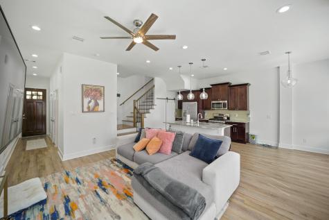 4402 Mckinley Street B Houston TX 77051