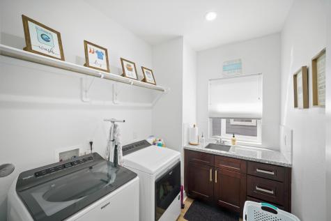 4402 Mckinley Street B Houston TX 77051