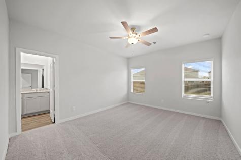 121 Water Grass Trail Clute TX 77531
