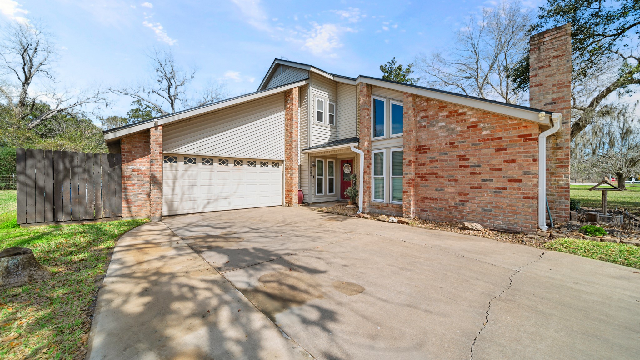 2584 Olympia Drive West Columbia TX 77486