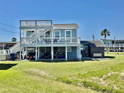 325 Texas Street Freeport TX 77541