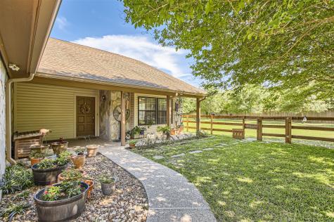 1 Live Oak Trail Cypress TX 77429