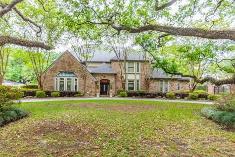 22 Avenue Of The Oaks Beaumont TX 77707