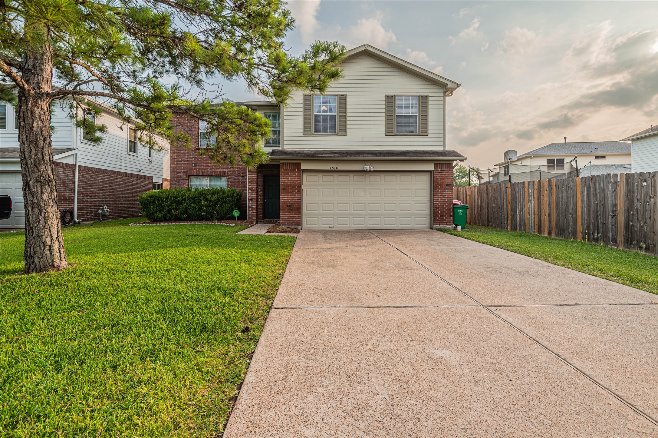 7310 Winding Canyon Lane Houston TX 77083