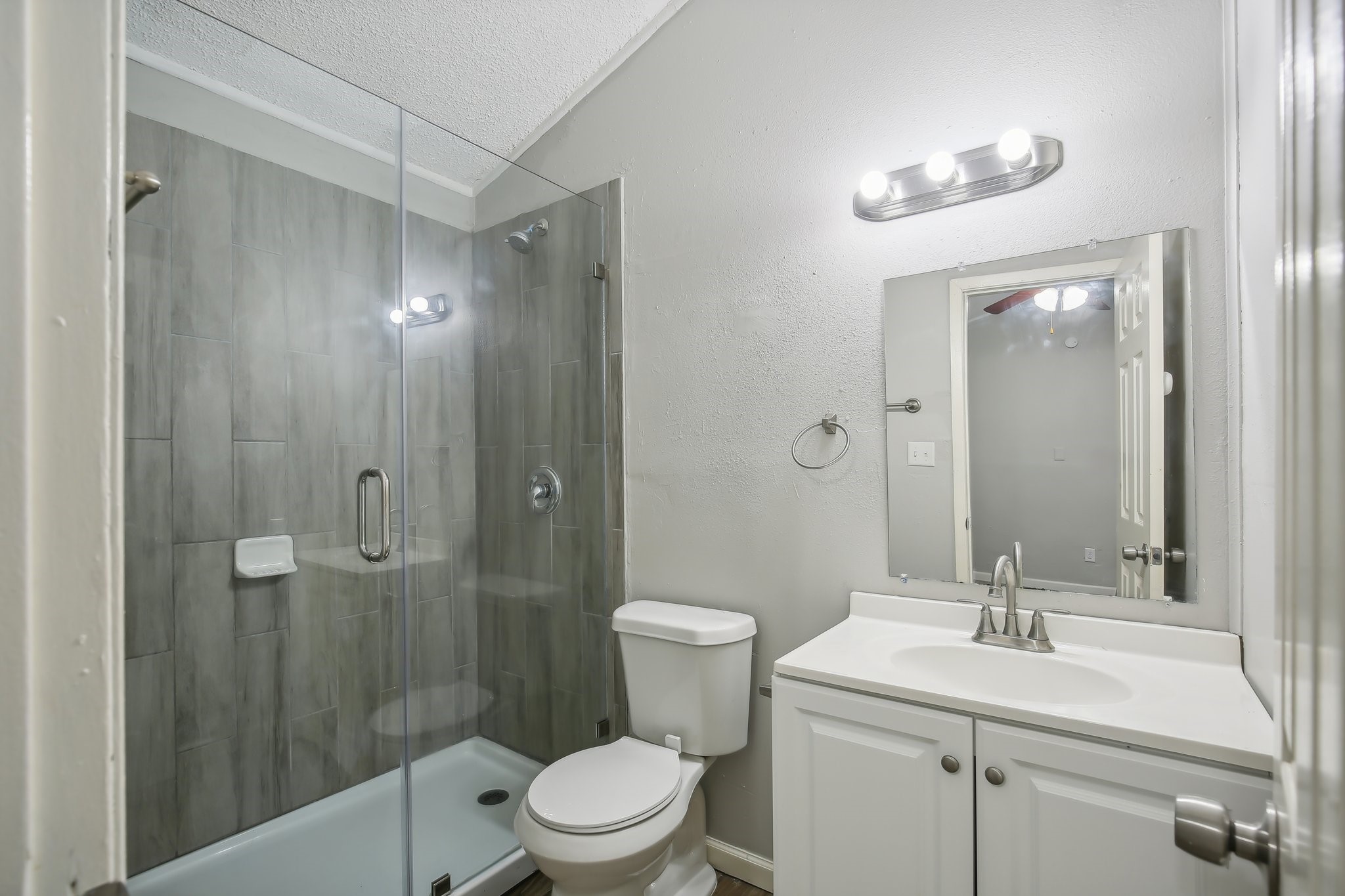 2930 Ellington Street Houston TX 77088