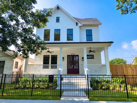 950 Woodland Street Houston TX 77009
