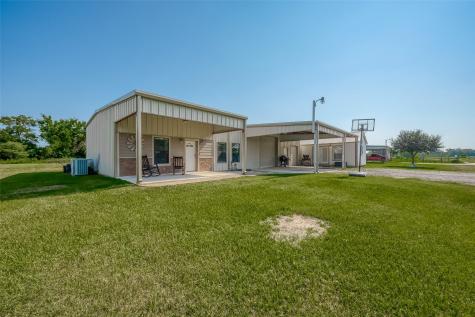 9231 County Road 420 Navasota TX 77868
