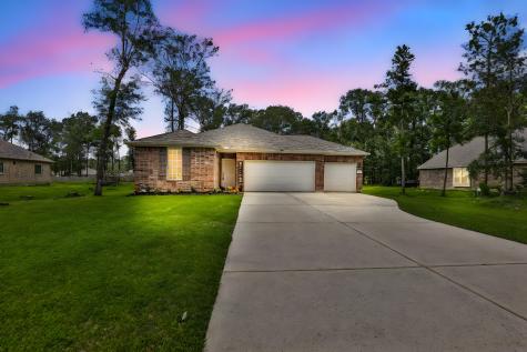 224 Road 6606 Dayton TX 77535